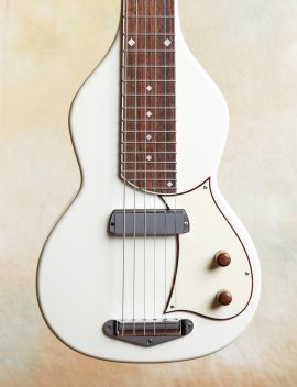 Yanuziello-lapsteel-white-02