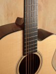 collings-om1a-06