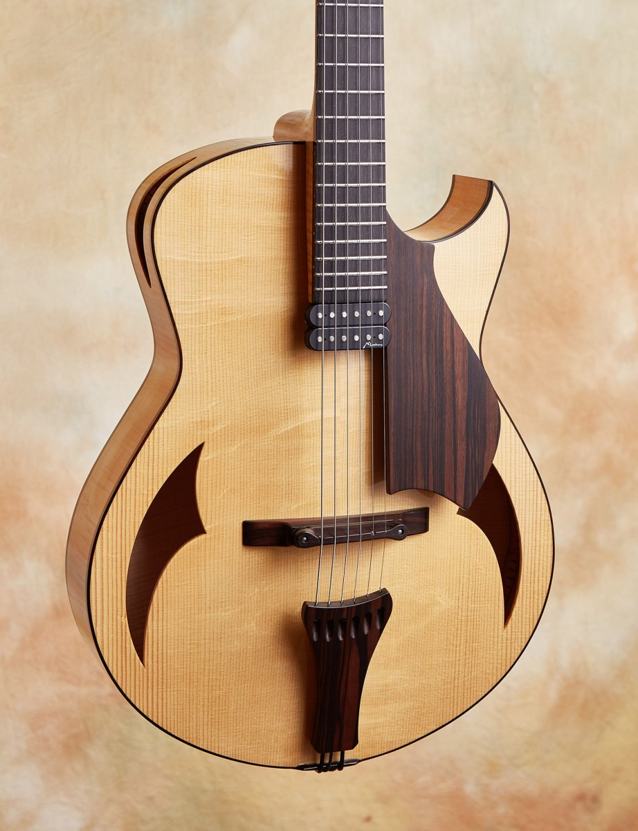 Custom 15. Арктоп гитара. Archtop Guitar. Guitar Archtop Carving.