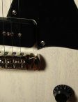 collings-vintagewhite290-1